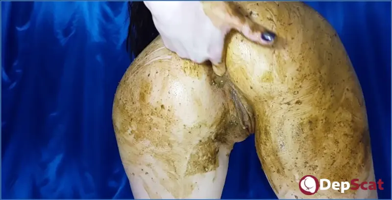 Download Anna Coprofield, HolyShit- White Denim- Scat XXX, POV footage- FullHD 1080p DepScat.com