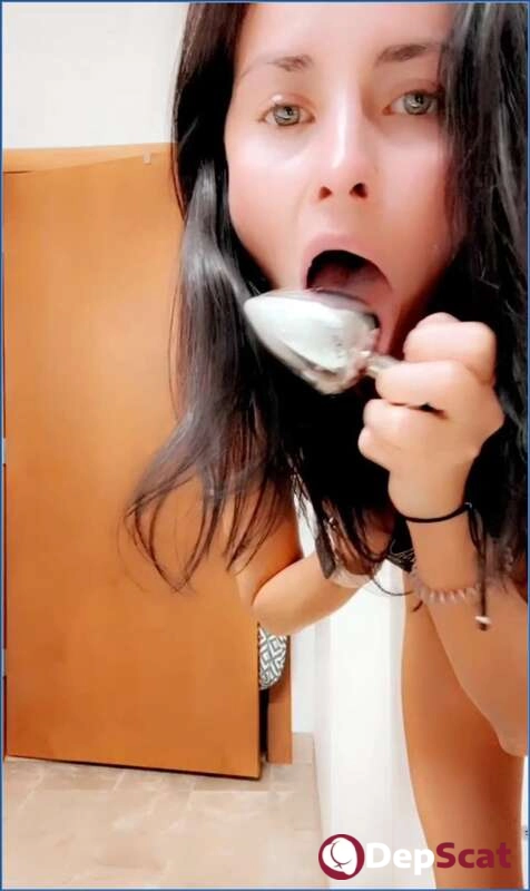 SluttyLittleLex - Pulling My Plug Out and Eating After Work - Scat, Kaviar - FullHD 1080p