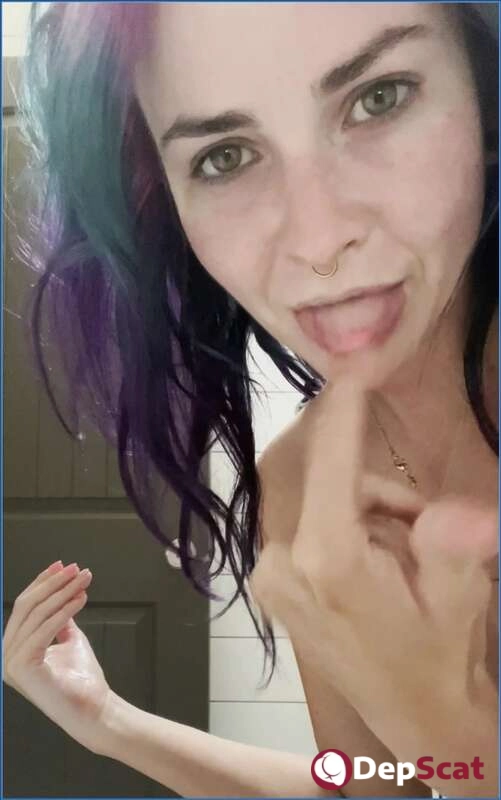 LilbuttLex does hardcore Ass to Mouth scat in HD