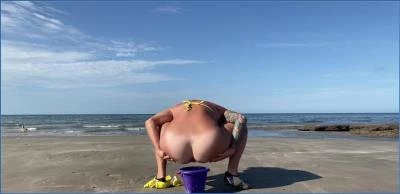 Pulsifer Paprocki- Beach Bucket Poop- Scat, Outdoor- FullHD 1080p